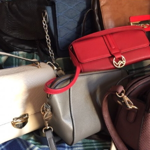 Органайзер для хранения сумок